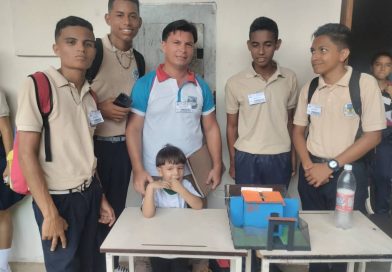 Estudiantes del Liceo Bolivariano Independencia en Tulio Febres Cordero presentaron 50 proyectos científicos 